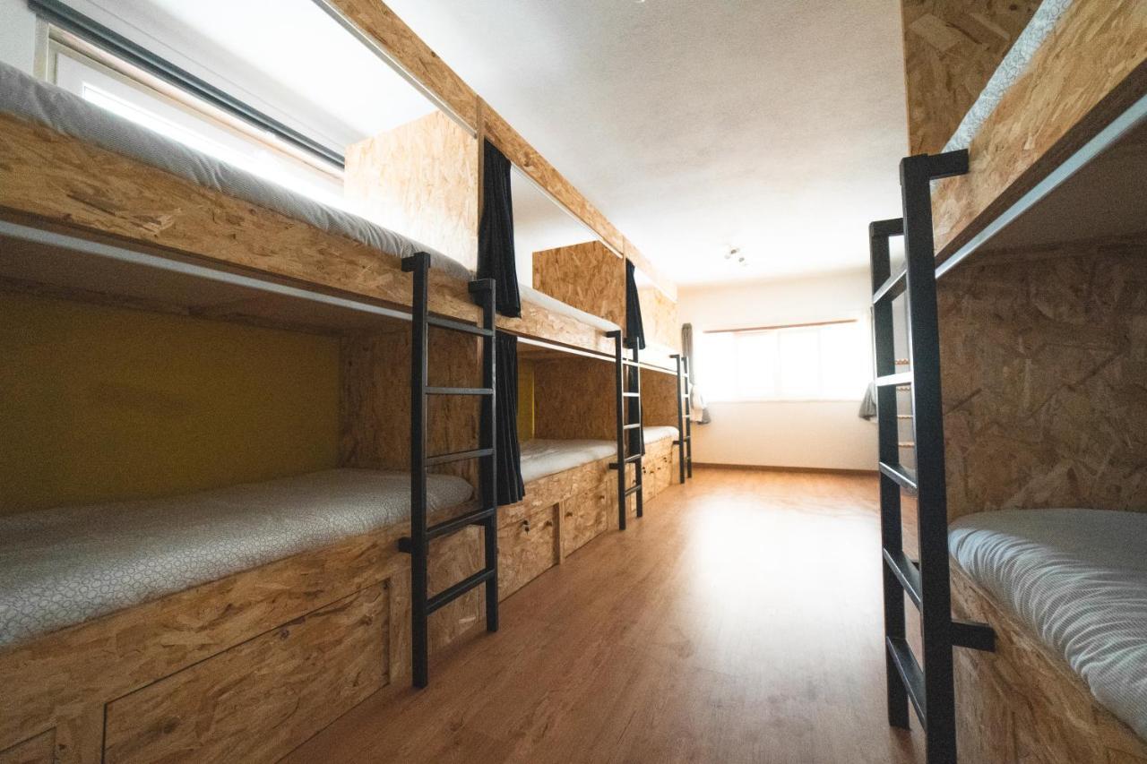 Хостел Gundi House Эрисейра Экстерьер фото