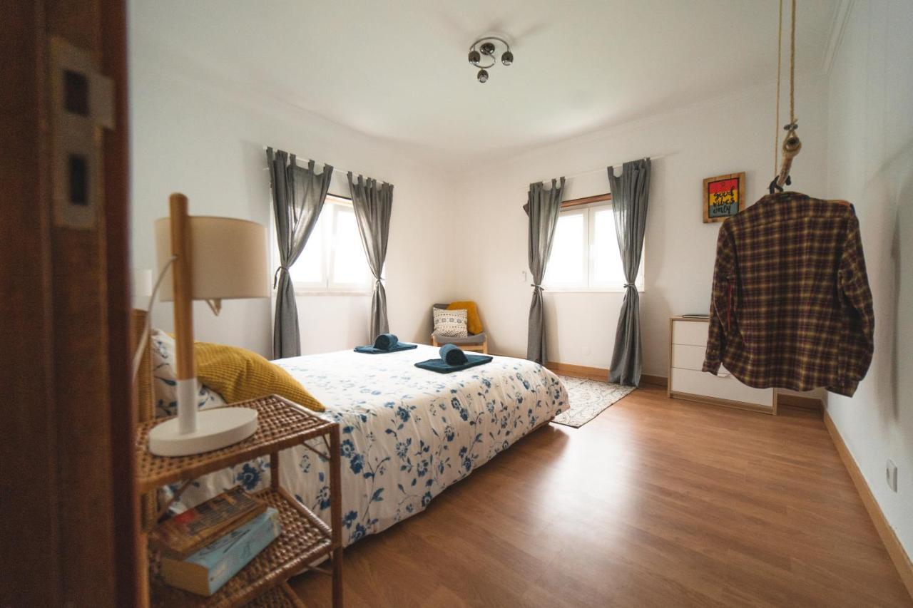 Хостел Gundi House Эрисейра Экстерьер фото