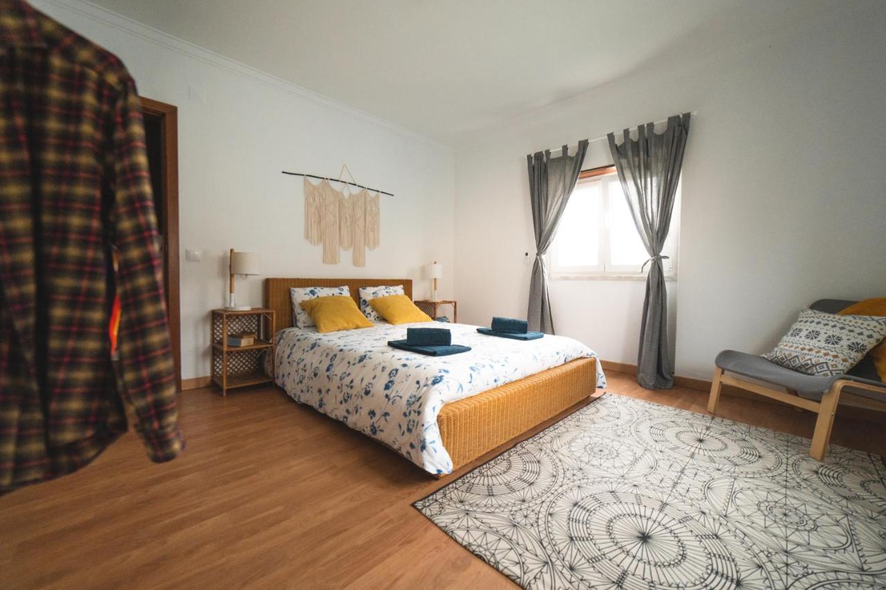 Хостел Gundi House Эрисейра Экстерьер фото